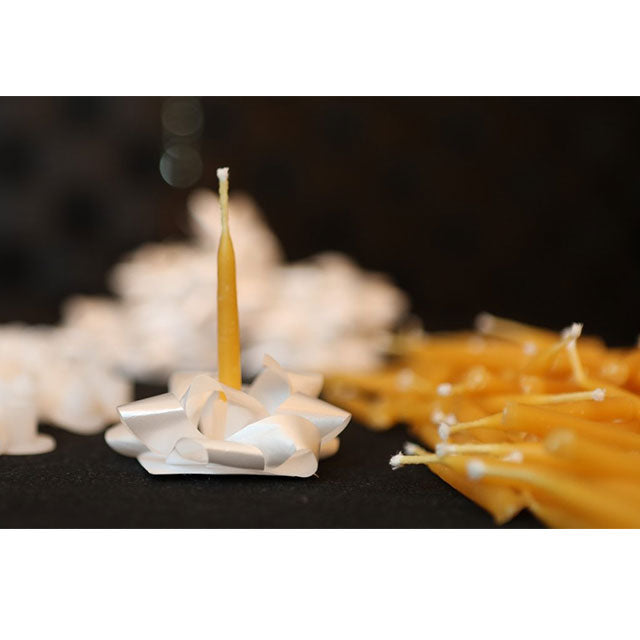 How Beeswax Candles Clear the Air